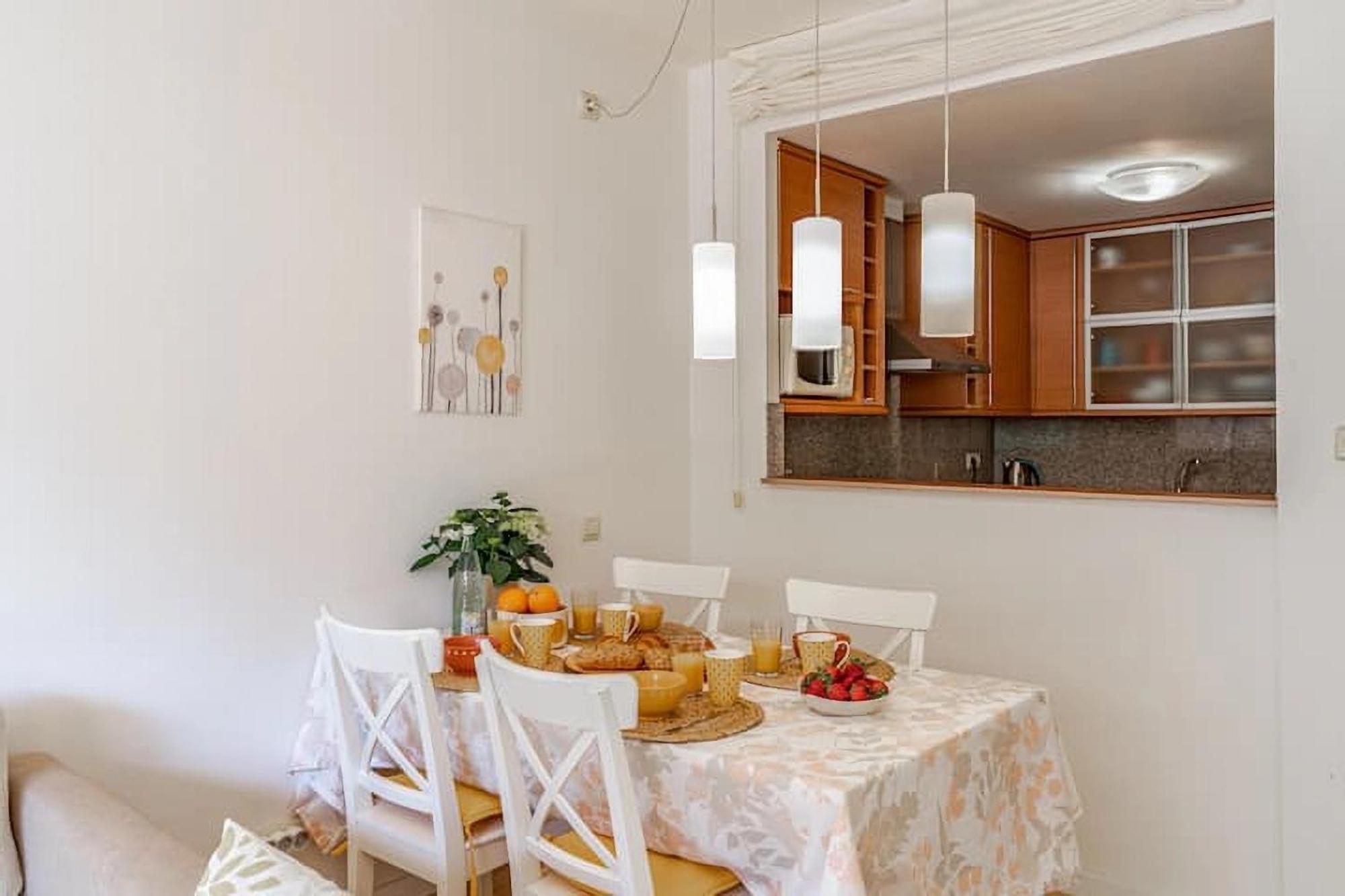 Pretty Garden Apartment Next To A Charming Beach Lloret de Mar Buitenkant foto